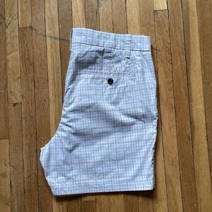 Luxe Penguin Munsingwear Men's 32 White/Blue Checkered Flat Front Shorts,Cotton